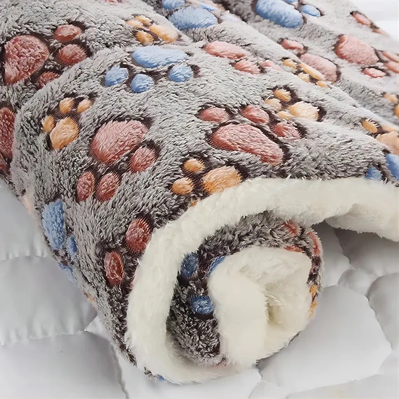 Pet Mats Flannel Thickened Dog Bed Mat - Soft Pet Sleeping Mat for Dogs & Cats, Winter Warm Pet Blanket