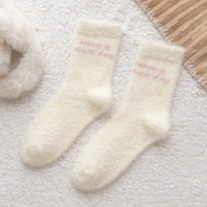 "Women's Thick Winter Floor Sleeping Socks for Ultimate Comfort"