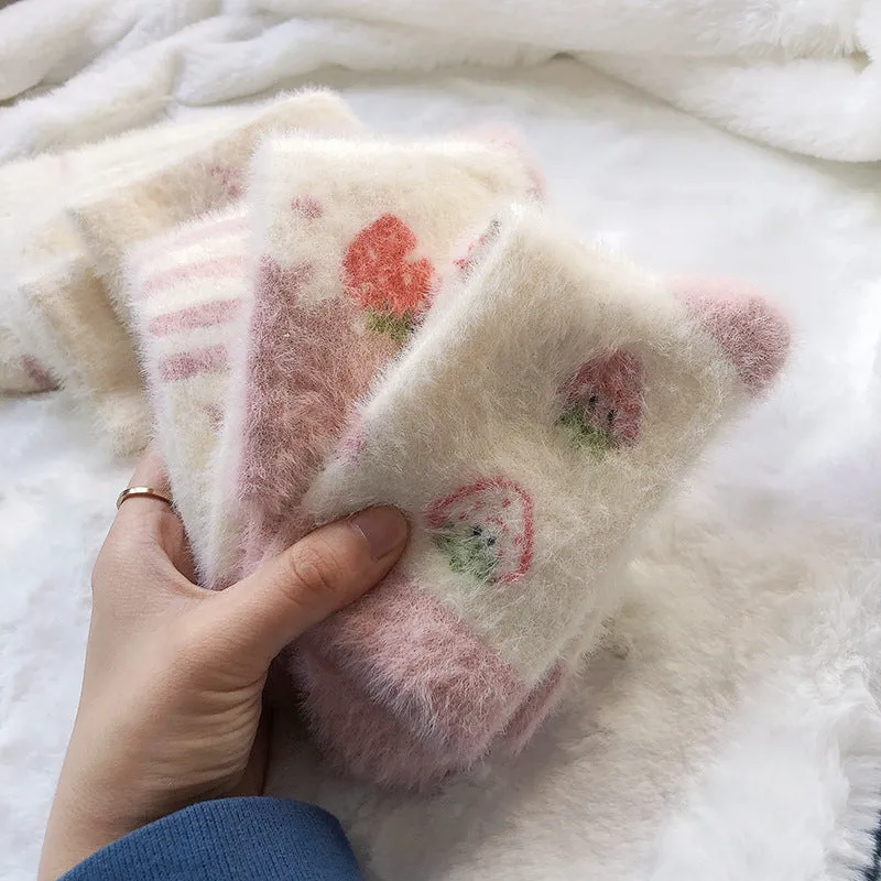 "Women's Thick Winter Floor Sleeping Socks for Ultimate Comfort"