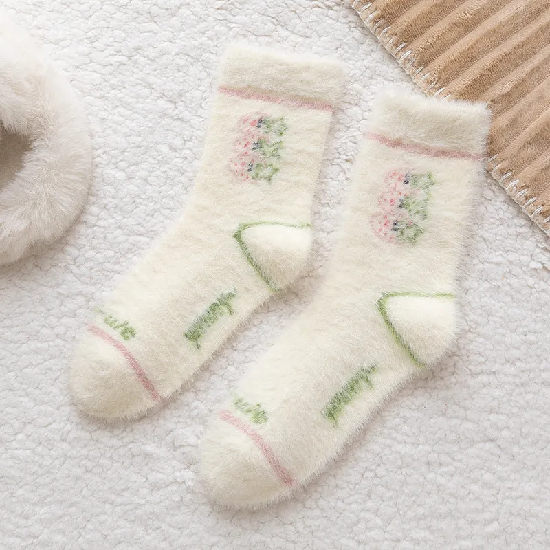 "Women's Thick Winter Floor Sleeping Socks for Ultimate Comfort"