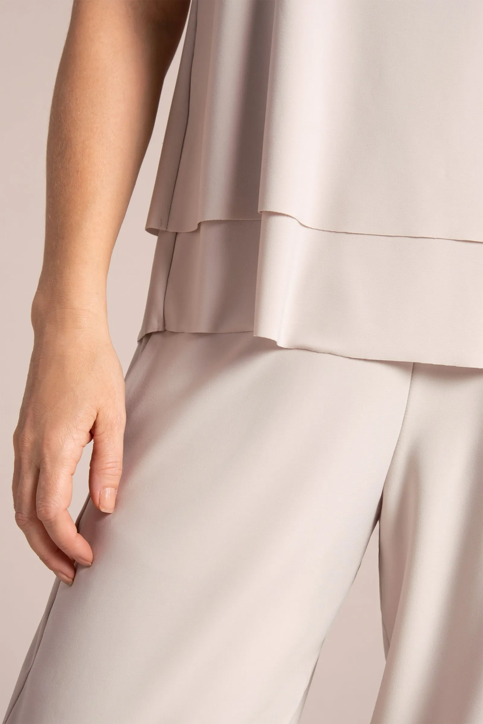 Sleeveless Double Layer Shell | Cashew