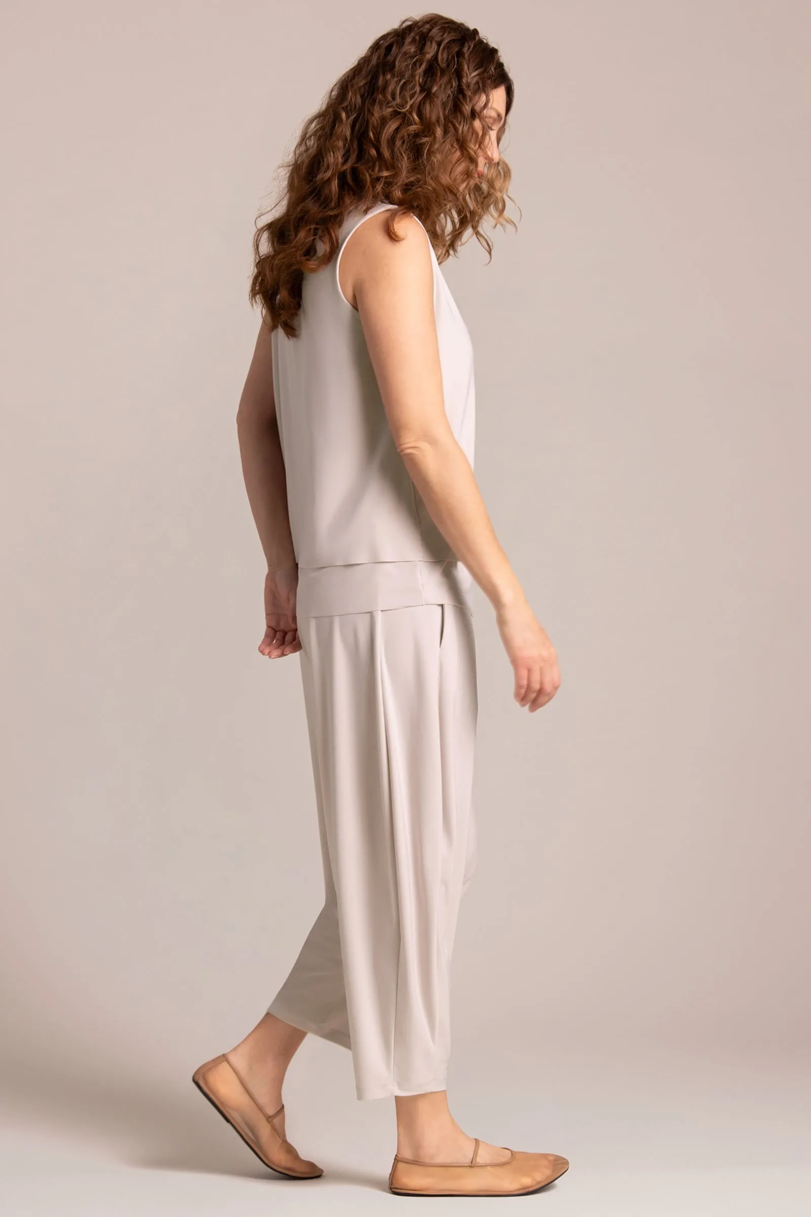 Sleeveless Double Layer Shell | Cashew
