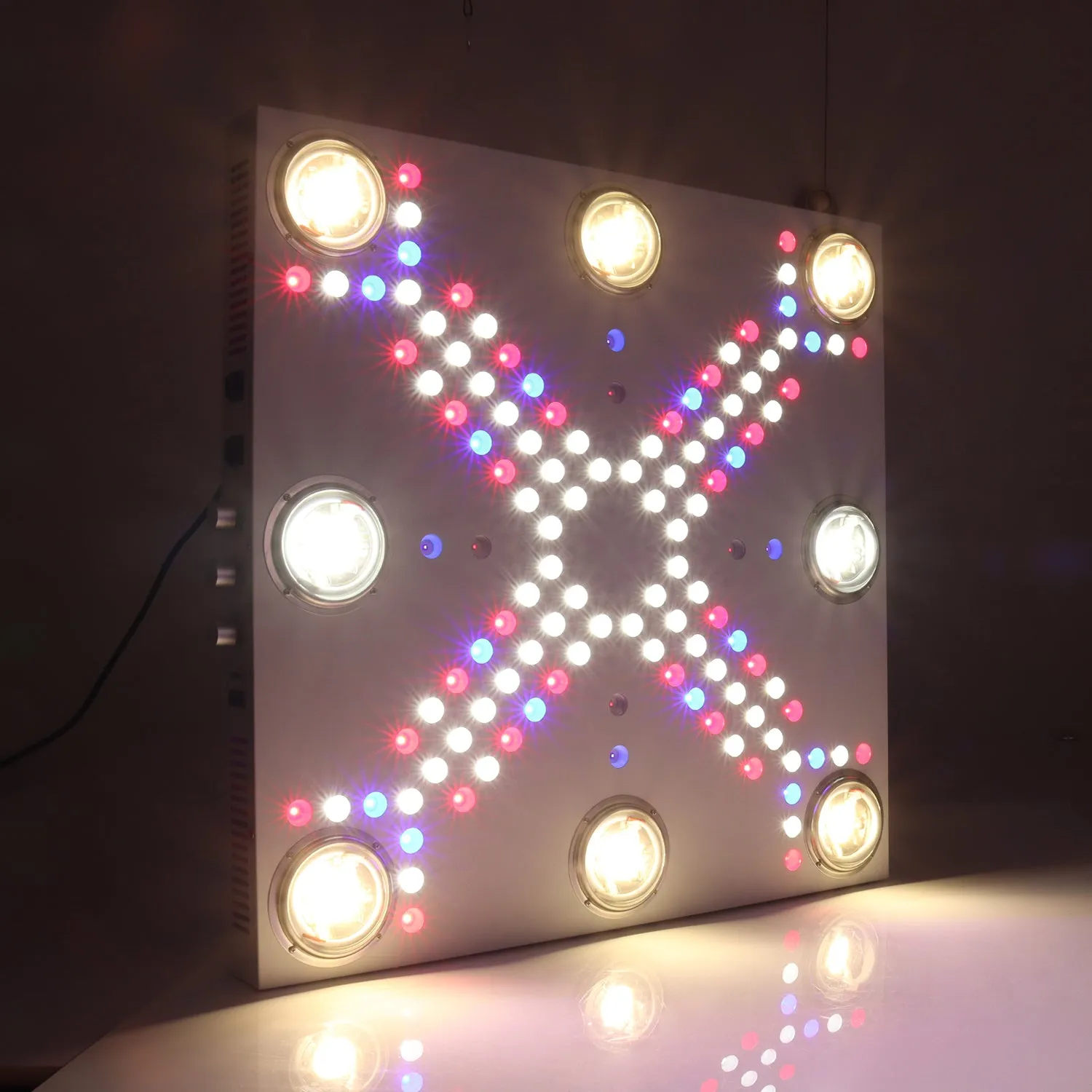(Sold Out in USA) Optic 8  Gen 3 700 Watt Dimmable LED Grow Light (UV/IR) (8/1/22 release)